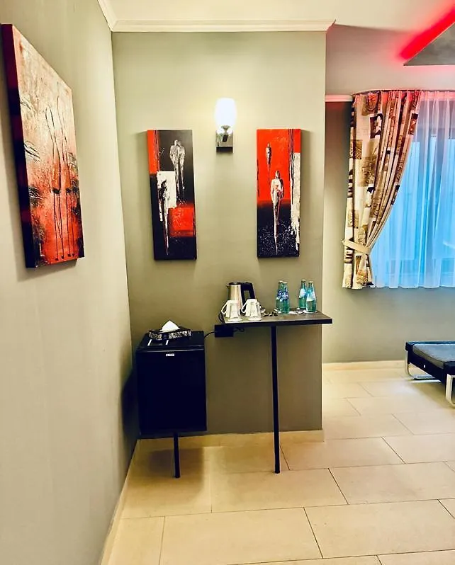 Naam Hotel & Apartments Frankfurt City-Messe Airport Frankfurt am Main
