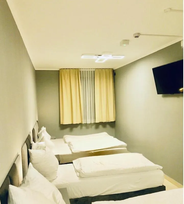 Naam Hotel & Apartments Frankfurt City-Messe Airport Frankfurt am Main 3*,  Germany