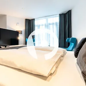 Hotel H23
