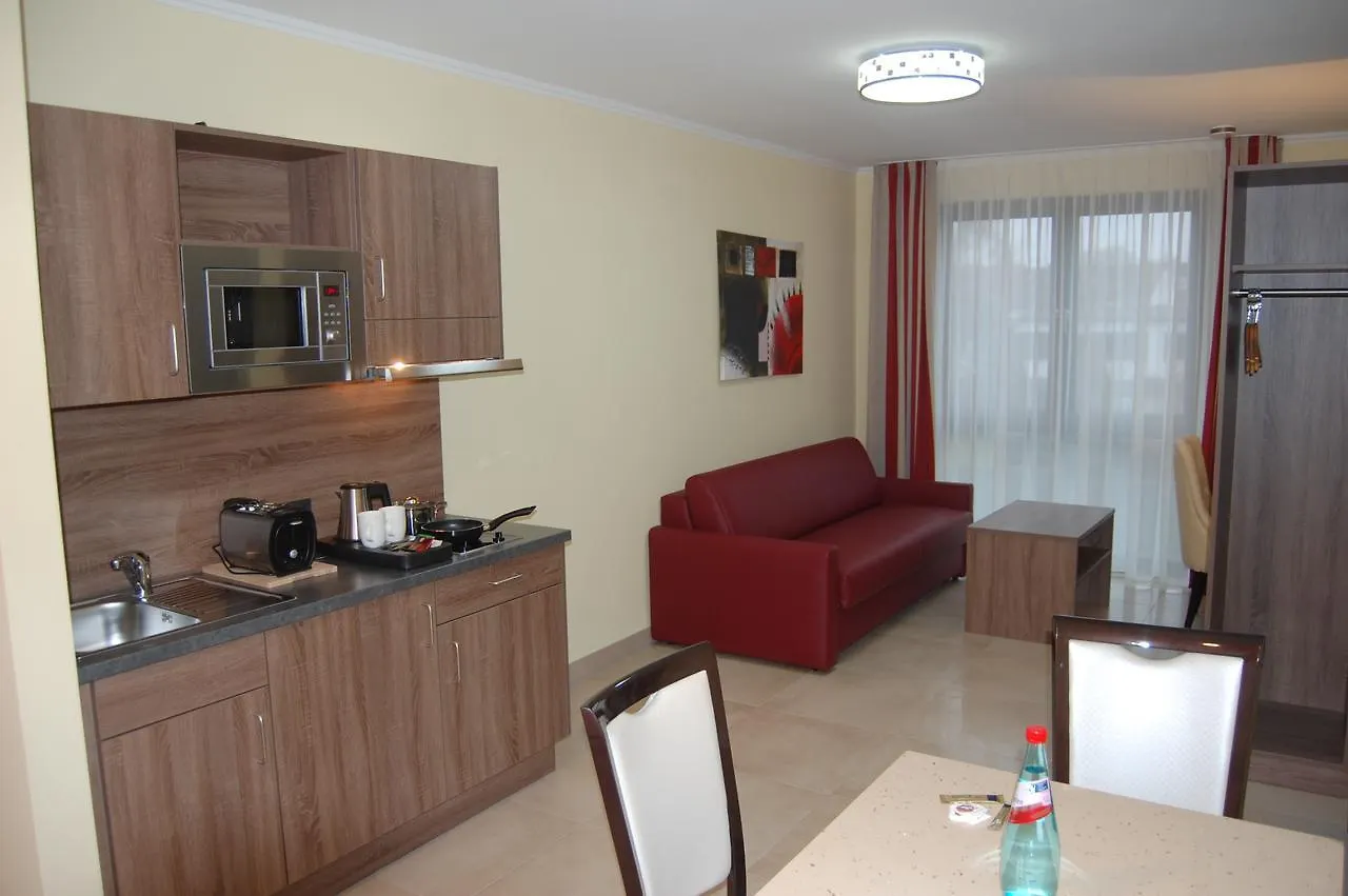 Naam Hotel & Apartments Frankfurt City-Messe Airport Frankfurt am Main 3*,  Tyskland
