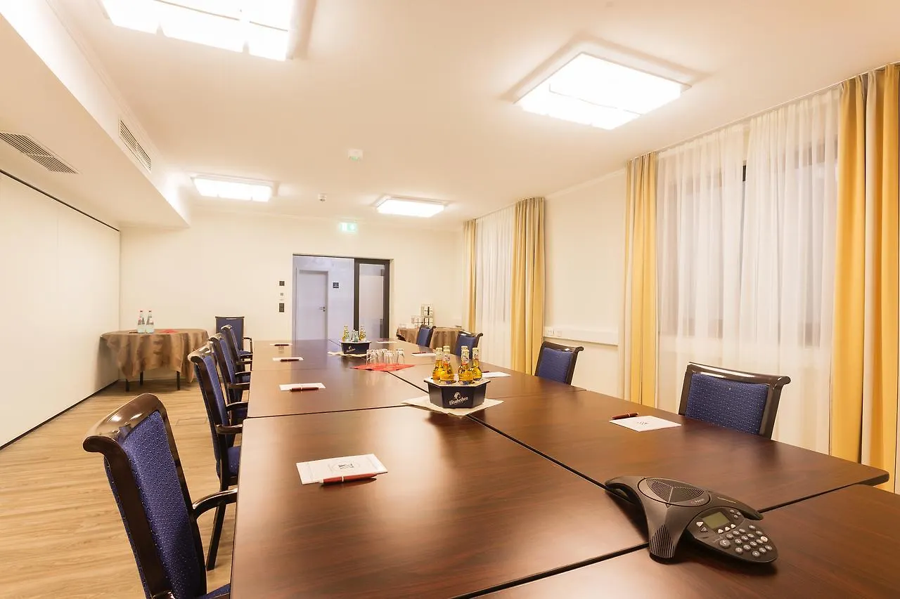 Naam Hotel & Apartments Frankfurt City-Messe Airport Frankfurt am Main Tyskland