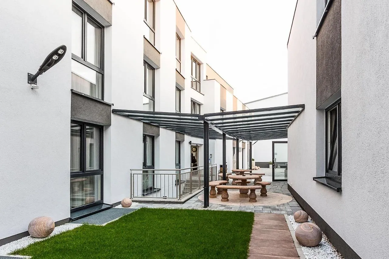 Naam Hotel & Apartments Frankfurt City-Messe Airport Frankfurt am Main